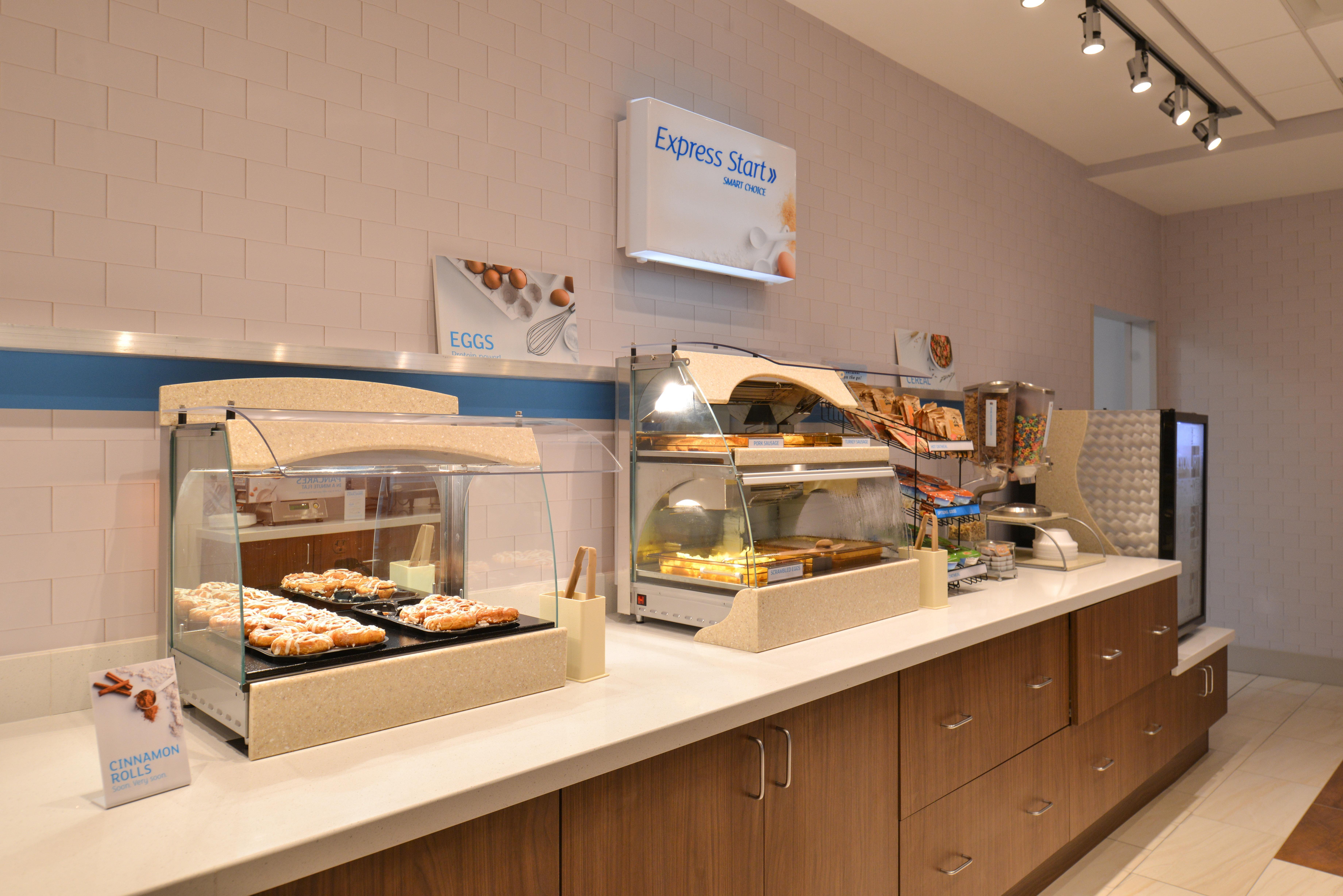 Holiday Inn Express & Suites Omaha Airport By Ihg Carter Lake Exteriör bild