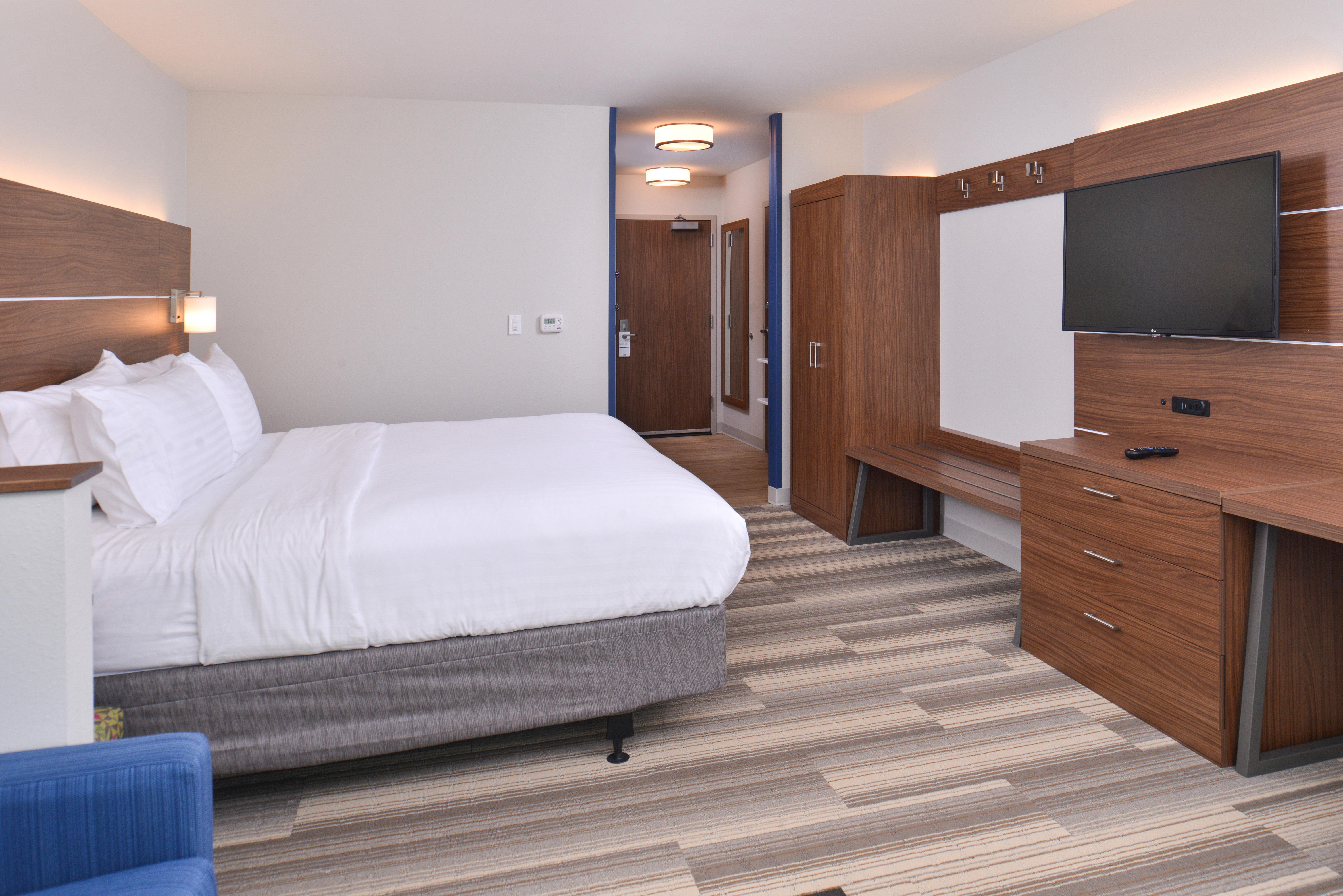 Holiday Inn Express & Suites Omaha Airport By Ihg Carter Lake Exteriör bild