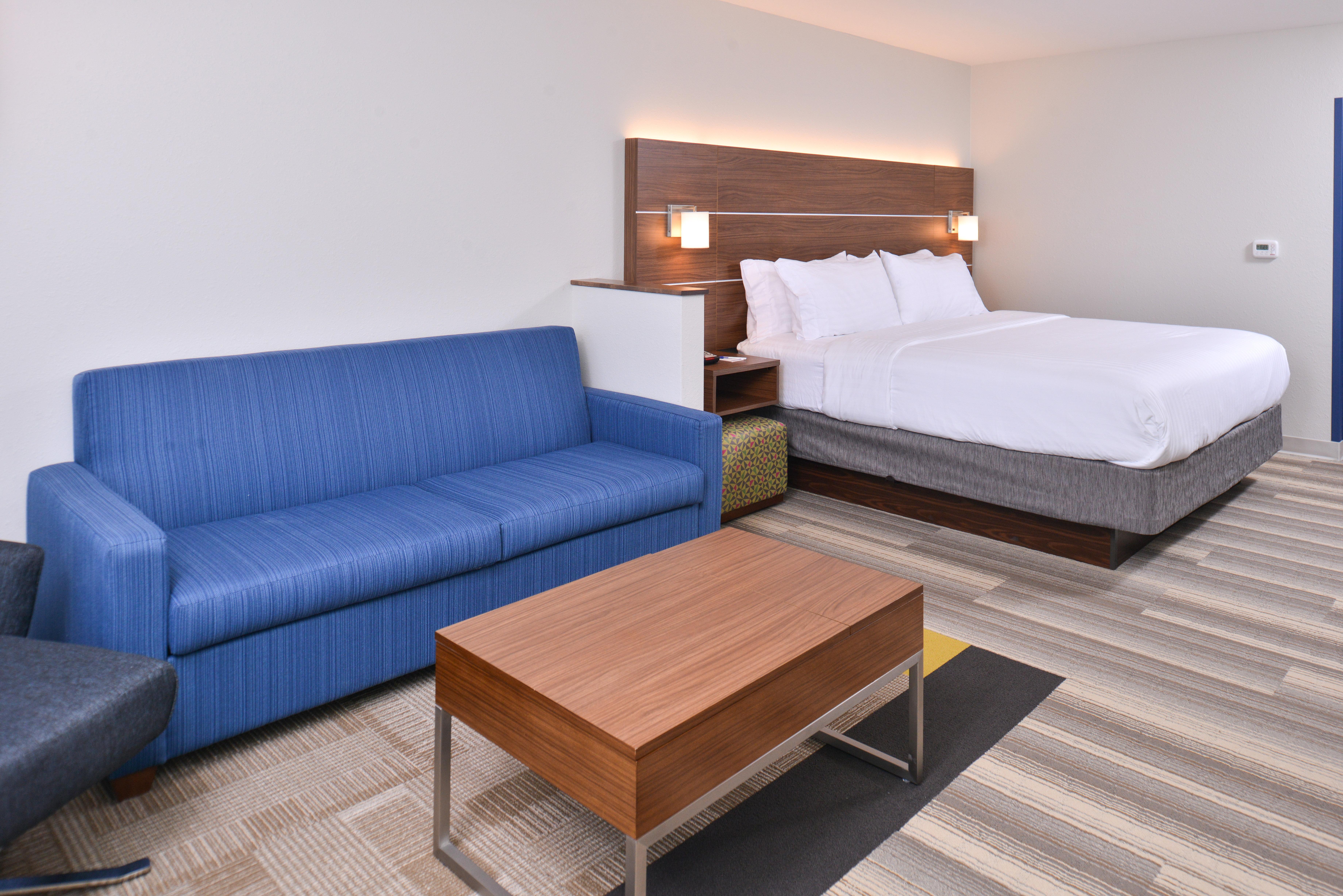 Holiday Inn Express & Suites Omaha Airport By Ihg Carter Lake Exteriör bild